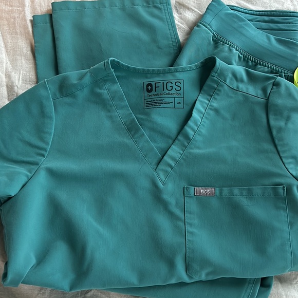 Figs scrub set -Marine - Picture 4 of 4